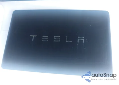 2023 Tesla Model Y z USA, uszkodzony, nr VIN 7SAYGAEEXPF591848